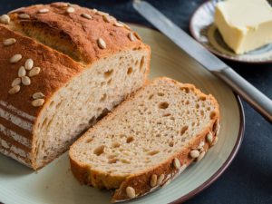 Pain sans gluten : astuces, ingrédients et recette pour réussir à coup sûr